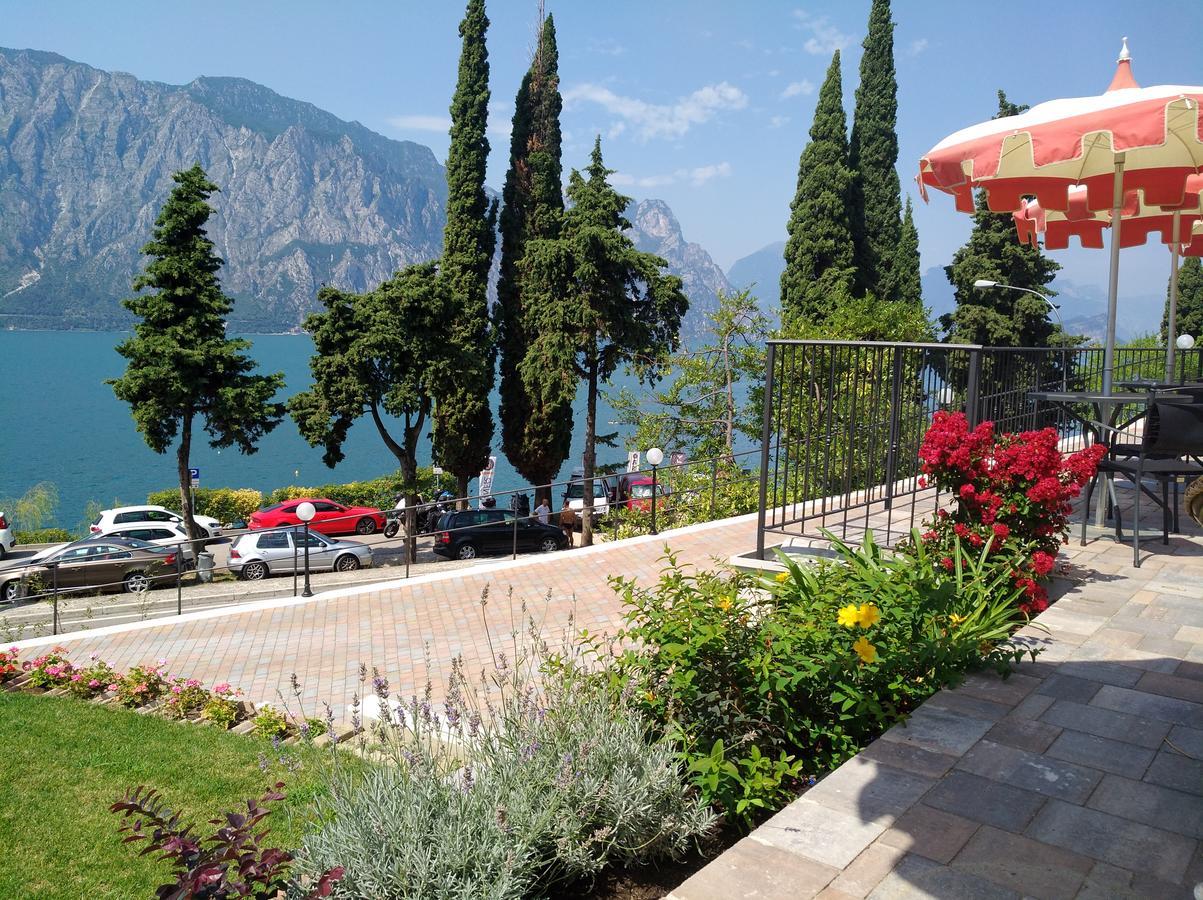 Hotel Oasi Beach Malcesine Dış mekan fotoğraf