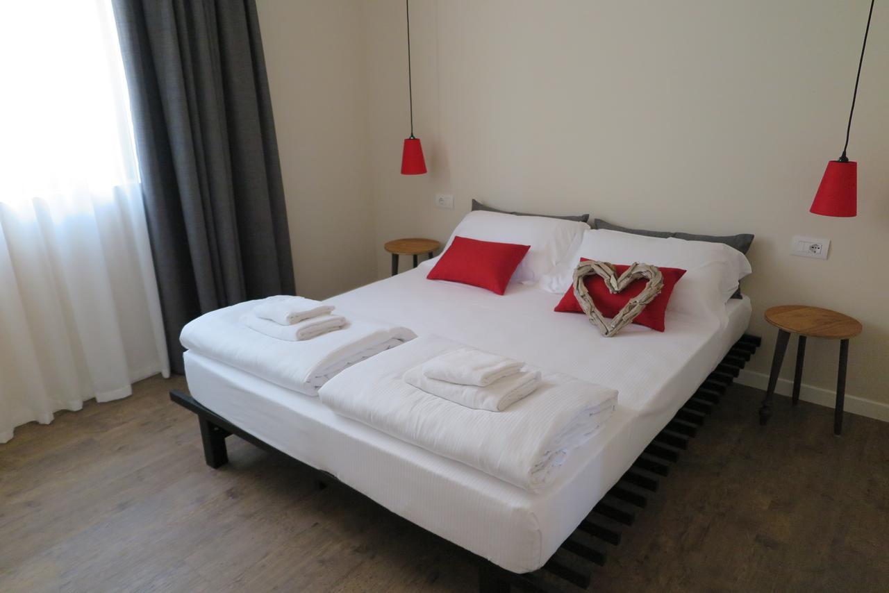 Hotel Oasi Beach Malcesine Dış mekan fotoğraf