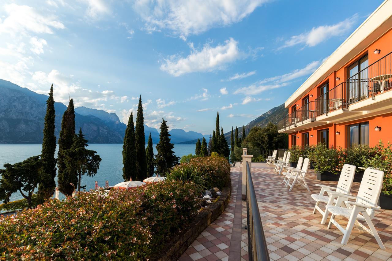 Hotel Oasi Beach Malcesine Dış mekan fotoğraf