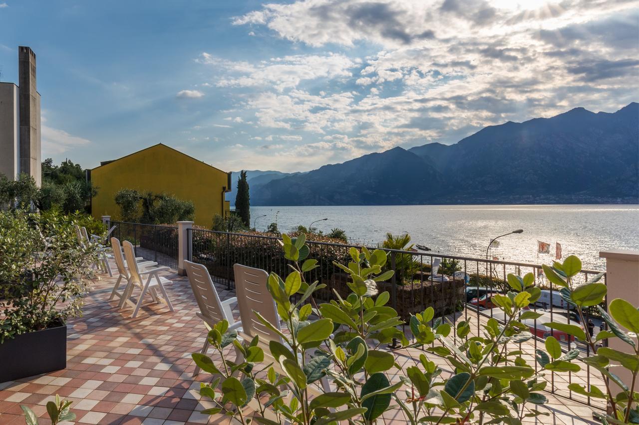 Hotel Oasi Beach Malcesine Dış mekan fotoğraf